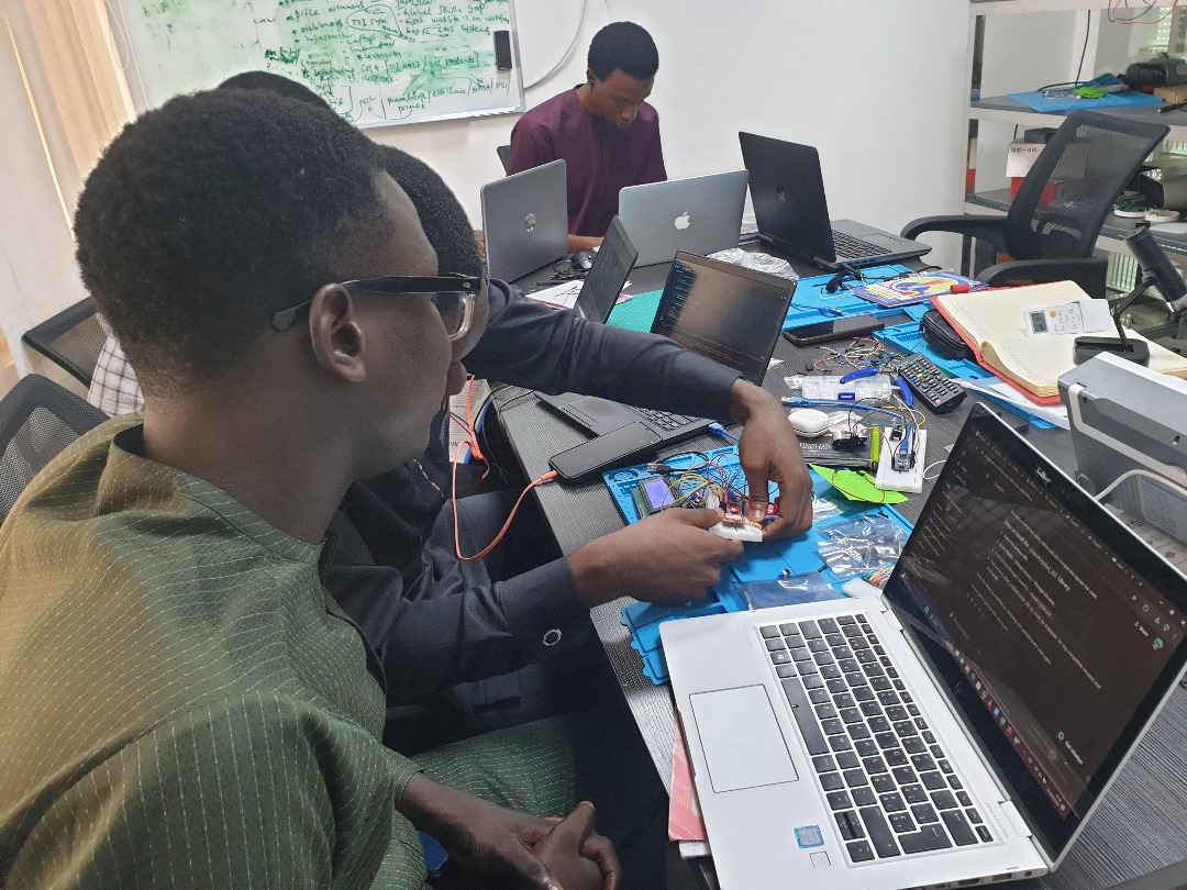 Students in tech lab 3